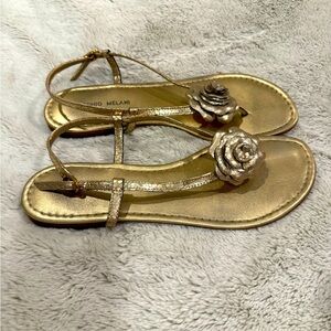 Antonio Melani Floral Gold Flat Sandal Size 10